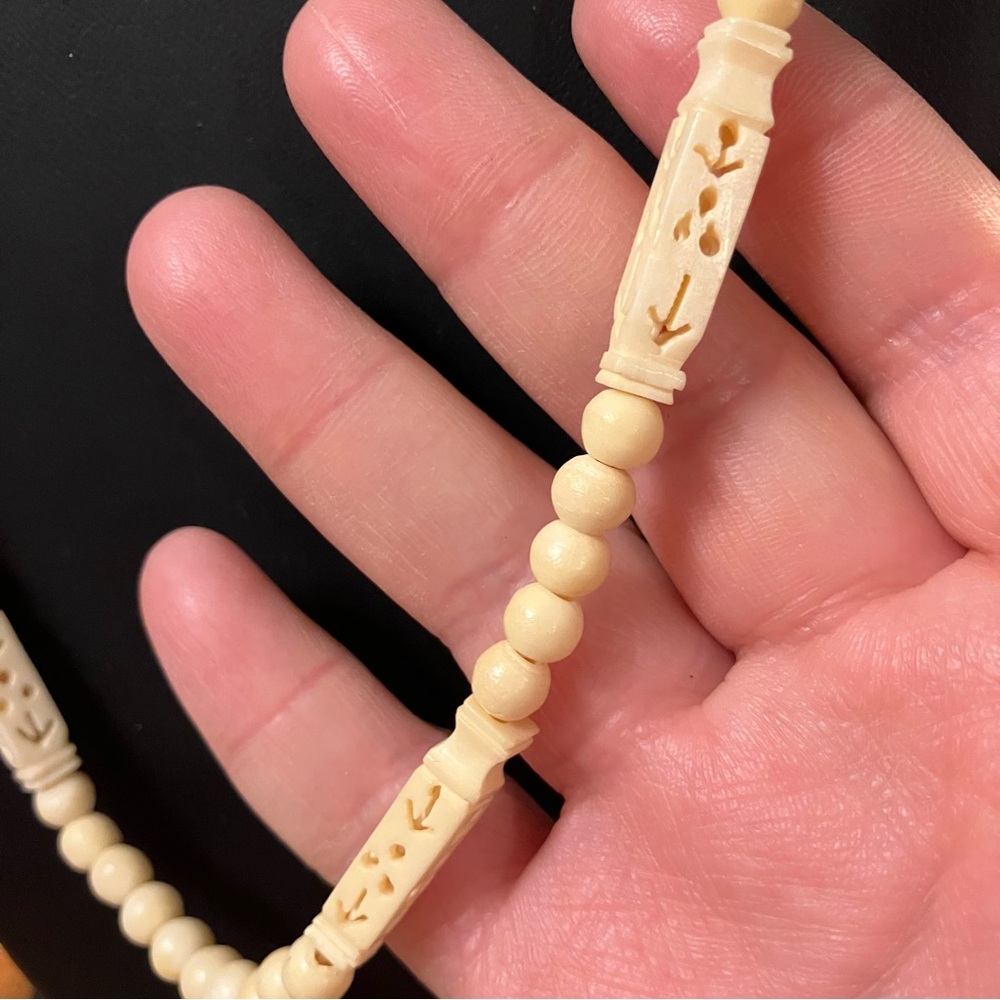 Vintage Carved Celluloid Bead Necklace Hidden Clasp